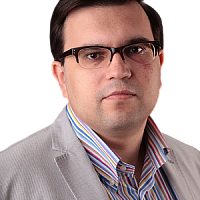 Евгений Наумов, CFA, директор ИК "НФК-Сбережения"